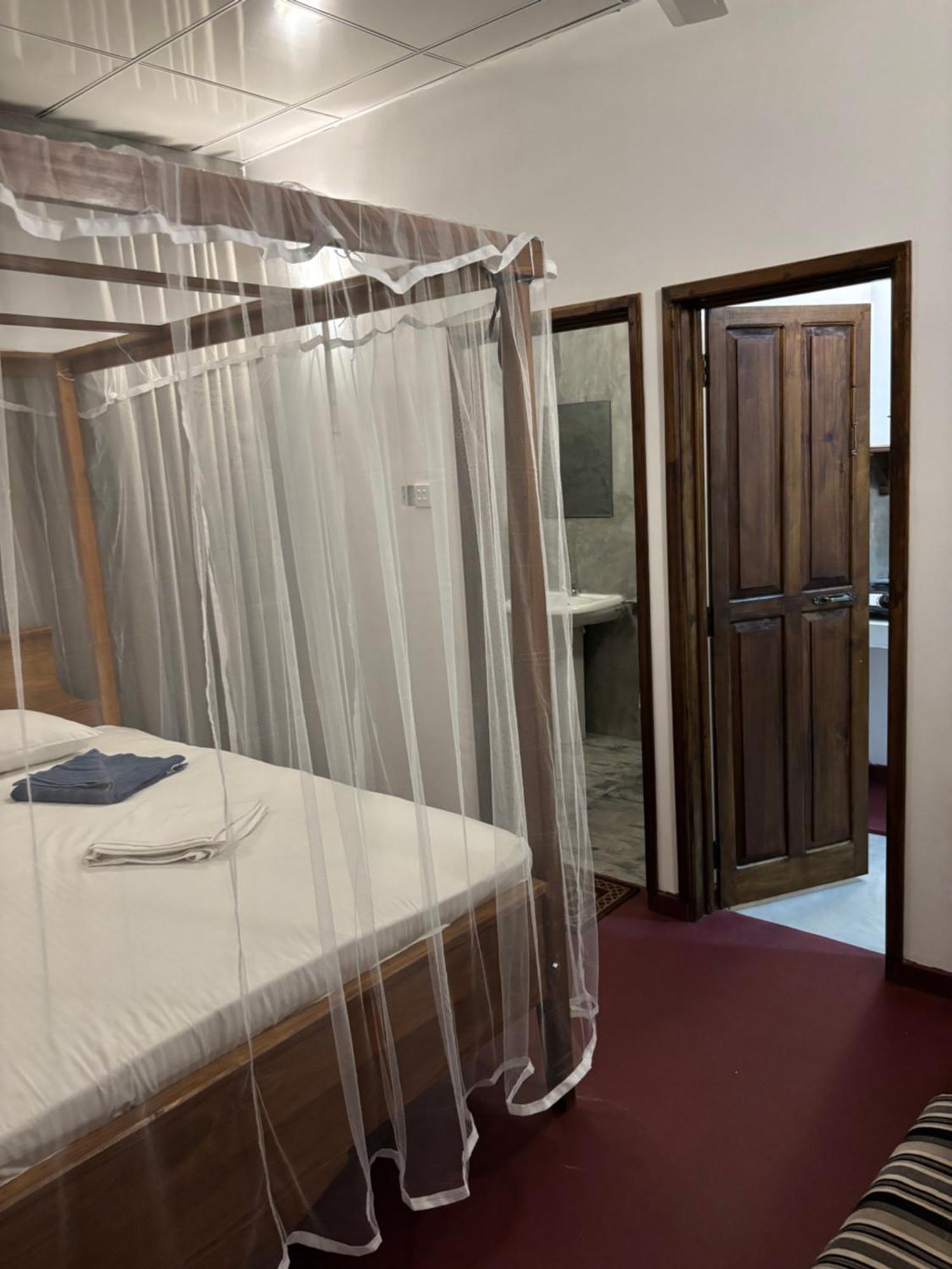 Ima House Bed & Breakfast ดิคเวลลา ภายนอก รูปภาพ